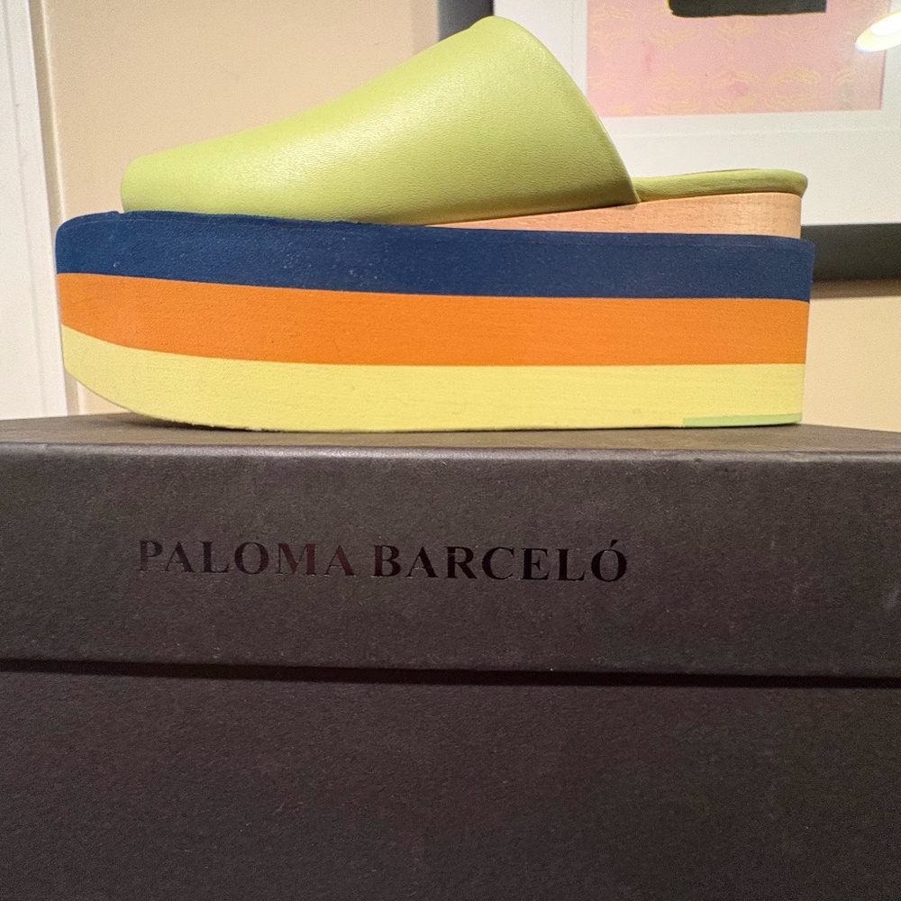 Paloma Barcelo Wedge Sandal size 40